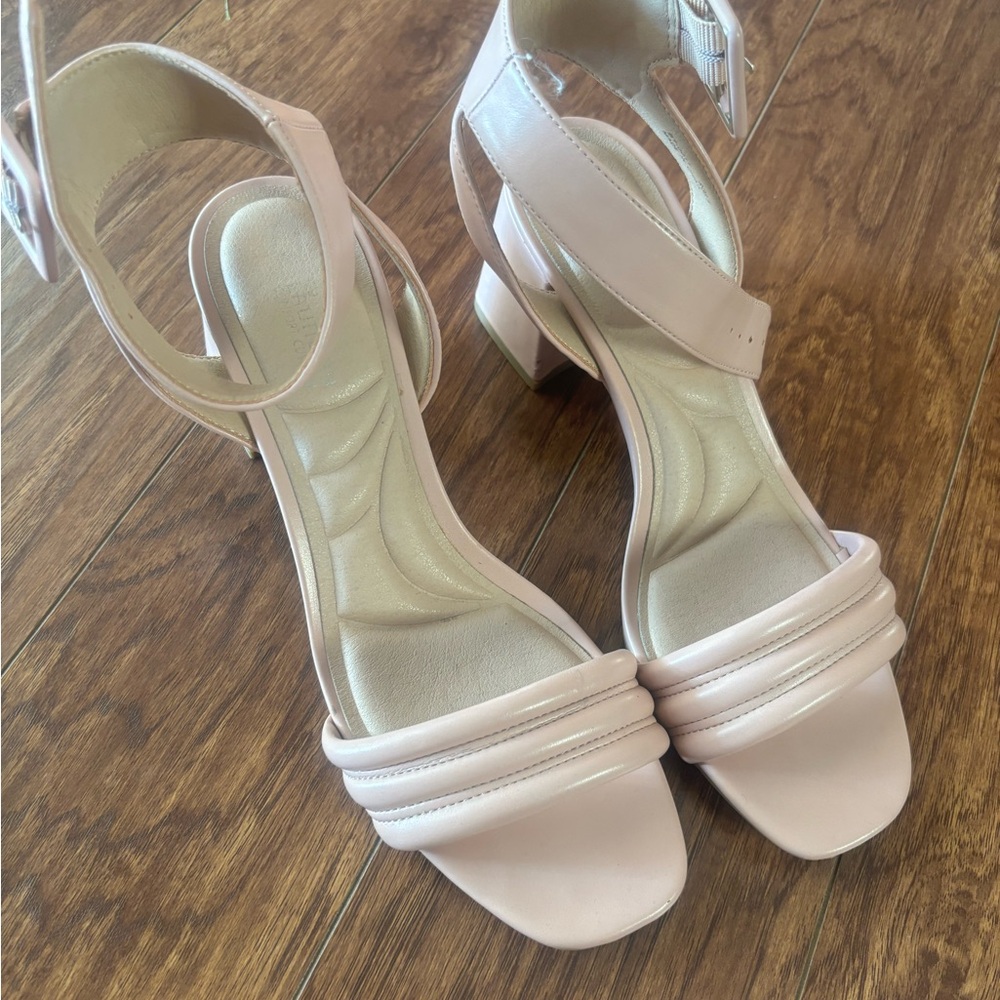 Elegant Pale Pink Strappy Sandals